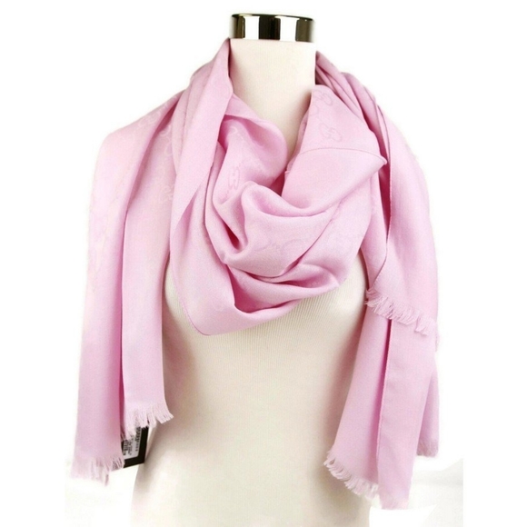 *SOLD* NWT Gucci Rose Pink Guccissima Logo Shawl - Picture 1 of 10